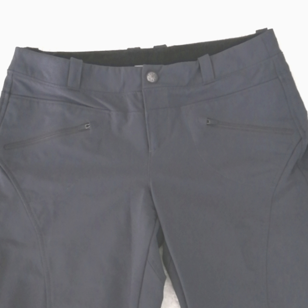 ATHLETA ski/snowboarding sz4